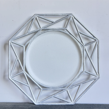 New Design Gold And White Colored Wedding Charger Plates PP Plastic Charger Plates Decorative Dish Plates For Events Wedding Party Banquet thumbnail-2