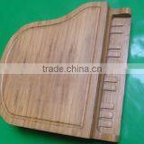 Eco-Friendly Cheese Cutting Board Set thumbnail-3