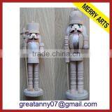 China Supplier Home Decor Art Minds Wooden Toy Soldier Nutcracker Figurines for Christmas thumbnail-6