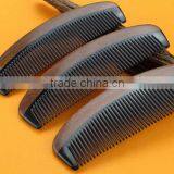 Chinese Style Red Sandal Wood Comb thumbnail-3