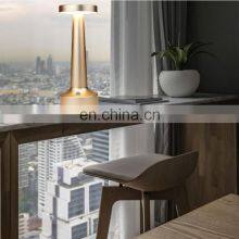 High Quality Aluminium Bedroom Decorative Modern Hotel Style Energy Saving Table Lamp thumbnail-4