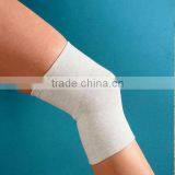 Knee Brace for Women and Men - Angora Rabbit Hair thumbnail-1