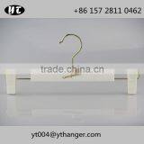 Matched Set Plastic Hanger White Hanger and Pants Hanger thumbnail-6