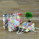Fancy Flower Printing Wedding Door Small Gift Paper Bags thumbnail-4
