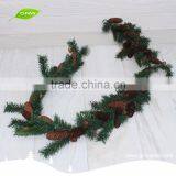 GNW CHGR-1607026 Hot Sale Hanging Christmas Tree Artificial Pine Needle Garland With Pine Cones thumbnail-1
