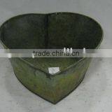 Heart-shape Zinc Flower Pot thumbnail-1