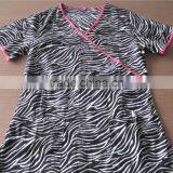 Y Neck Trim Scrub Top Could be in Dyed and Printing Color