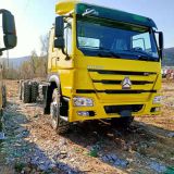 Sinotruk Howo 6x4 371hp Cargo Chassis Truck With 12R24 Tyres for Somaliland thumbnail-4