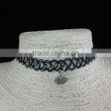 Black Color Elastic Nylon With Gold Alloy Heart Choker Necklace thumbnail-5