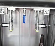 50Hz SUS304 Automatic Glass Bottle Filling Machine For Beer / Beverage thumbnail-2