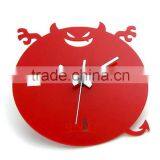 Clear /Color Acrylic Wall Clock With Interesting Shape thumbnail-2