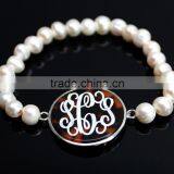Engraved Tortoise Shell Freshwater Pearl Bracelet thumbnail-4