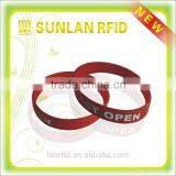 Stylish Debossed Silicone Wristband thumbnail-1