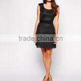 Sisley Structured Dress in Mesh Fabric thumbnail-4