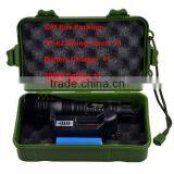 Professional 900 Lumens Rechargeable Diving Flashlight thumbnail-5