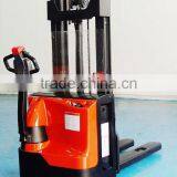 Narrow Aisle Reach Truck thumbnail-1