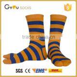 Japan Fashion Cotton Casual Socks With Two Figners2016 thumbnail-1