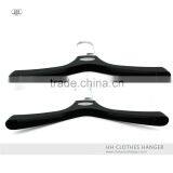 The Empty Plastic Suit Hanger,shiny Finish,metal Logo Placque,can Hanging Bar thumbnail-4