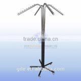 Metal Movable Waterfall Display Rack Garment Rack With 4 Arms