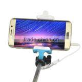 Monopod With Mobile Phone Holder and Built-in Shutter Release thumbnail-4