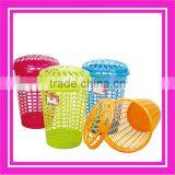 Plastic Laundry Basket With Lid thumbnail-1