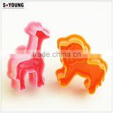 47047 4pcs Impressions Animal Horse Elephant Dear Fondant Mould Silicone Fondant Tools thumbnail-2