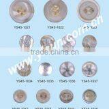 18L 4holes Men's Shirt Button thumbnail-1