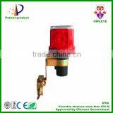 Solar-powered Blinker Traffic Signal Light /Flare Solar-powered Warning Light thumbnail-3