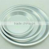 Round Anodized Aluminum Pizza Pan thumbnail-3