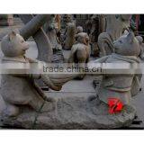 Marble Garden Bear Sculpture thumbnail-1