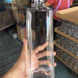 Manufacturer's Direct Selling 750ml Rectangular Glass Wine Bottle thumbnail-2