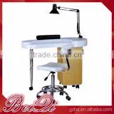 Beiqi Wholesale Cheap Wooden Popular Nail Manicure Table for Beauty Salon Table Lamp for Manicure
