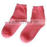 Moisturizing and Whitening Soft Gel Socks thumbnail-1