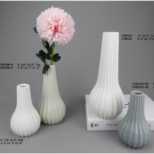 Ceramic Vase thumbnail-4