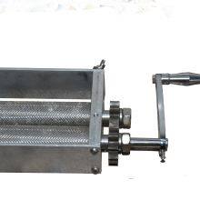 DY-888 Hand-operated Roller-Type Stainless Steel Gear Grain Grinder - Household Corn Crusher - Small Machine thumbnail-4