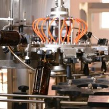 PLC-Controlled Beer Filling Machine With CIP Cleaning System thumbnail-1