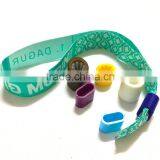 Manufacture Customized Logo Woven Wristband thumbnail-5