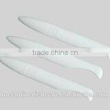 Melamine White Cake Knife thumbnail-1