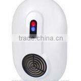 SD-042 High Efficency and Hot Sale Ultrasonic/electro-magnetic Rats Mice Pest Repellent thumbnail-4