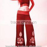 Girls Wearing Yoga Pants thumbnail-5