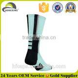 Custom Fashional Sport Socks Football thumbnail-5