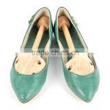 Adjustable Spiral Aromatic Cedar Shoe Trees