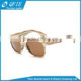 Wholesale Fashion Wood Grain Sunglasses With With Logo Engraved thumbnail-5