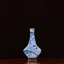 Fashion Chinese Jingdezhen Gild White Blue Pattern Ceramic Vase For Living Room Decor thumbnail-3