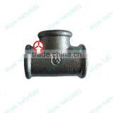 Galvanized Black Female Threaded 130 Tee Banded Beaded Malleable Cast Iron Pipe Fittings Manufacture thumbnail-1