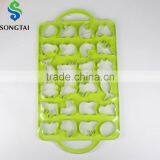 Plastic Animal Shape Biscuit Cutter Set thumbnail-1