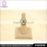 2015 Yiwu New Products Gold Plated Ring With Black Painting Pattern thumbnail-1