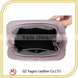 China Wholesale Latest Fashion Design Decorated With Pearl Ladies Clutch Bag thumbnail-4