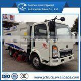 4x2 Chassis Carbon Steel Dongfeng Sweeping Truck /road Sweeper Promotion Price thumbnail-3