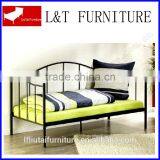 Metal Daybed thumbnail-1